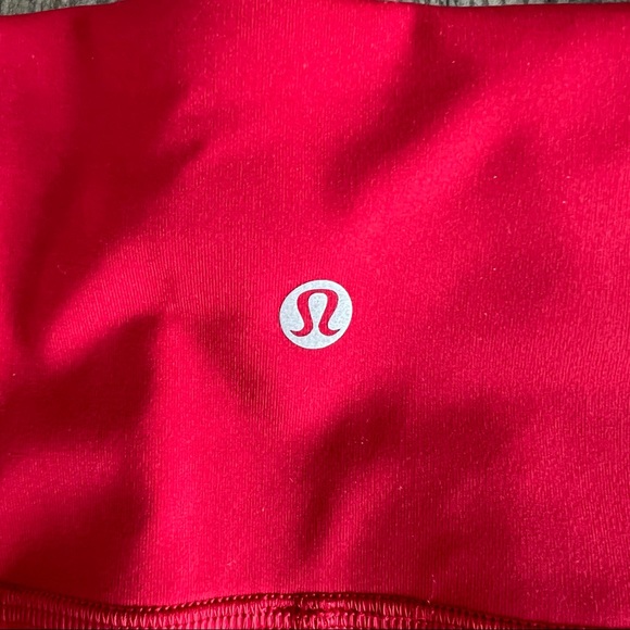 Lululemon Fast and Free Leggings - Picture 3 of 4
